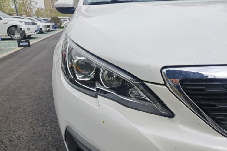 Used Peugeot 308 2016 1.6L Automatic Fashion Edition Exterior 6