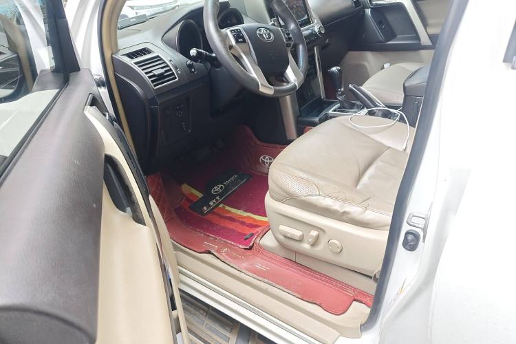 Used Toyota Prado 2010 4.0L Automatic TX-L Driver Seat
