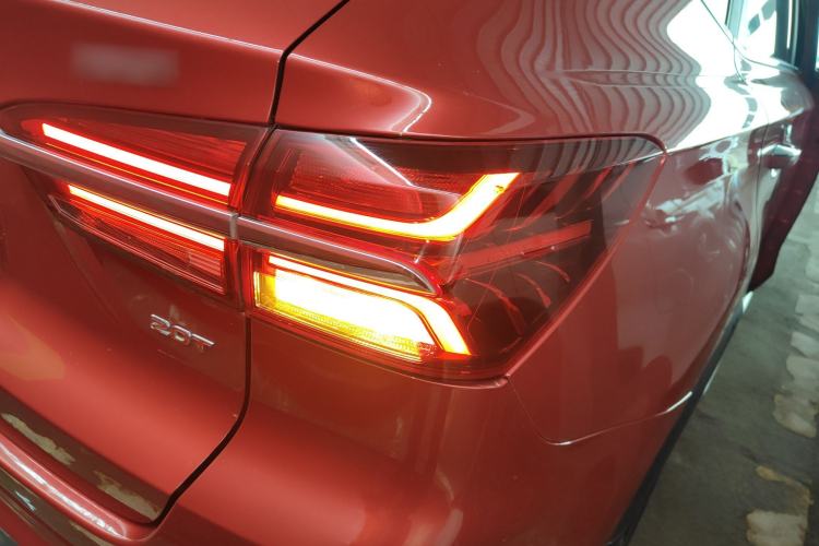 Used Roewe RX5 2019 20T Two-Wheel Drive Automatic 4G Connected Platinum Edition