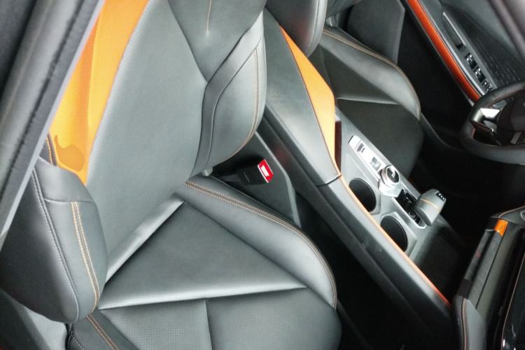 Used Changan UNI-V 2022 1.5T Prestige Version