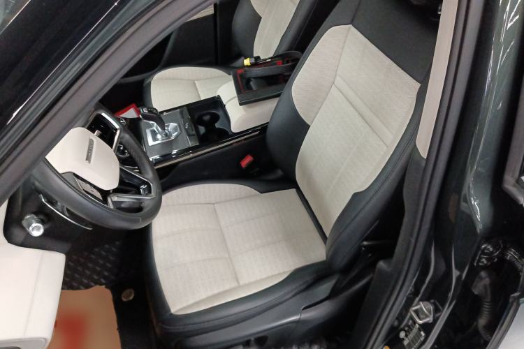 Used Land Rover Range Rover Evoque 2021 Range Rover Velar 249 PS R-Dynamic HSE Luxury Edition
