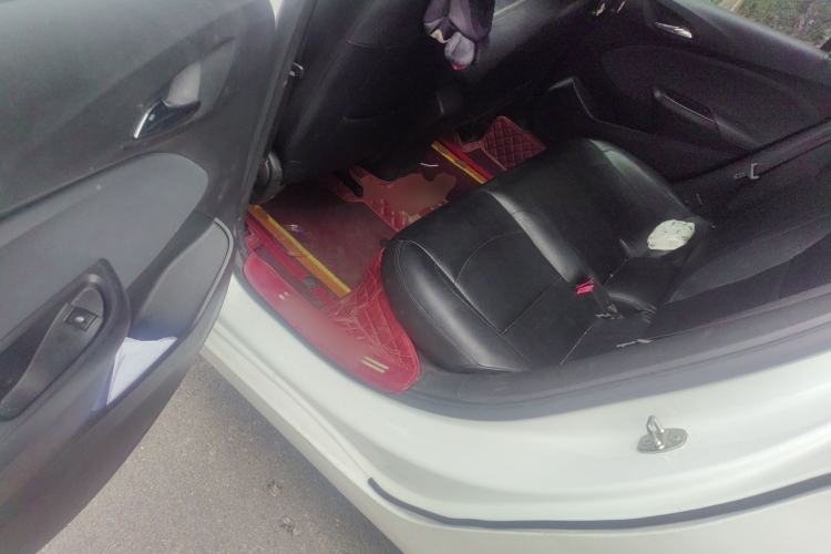 Used Chevrolet Cruze 2018 320 Automatic Pioneer Sunroof Edition