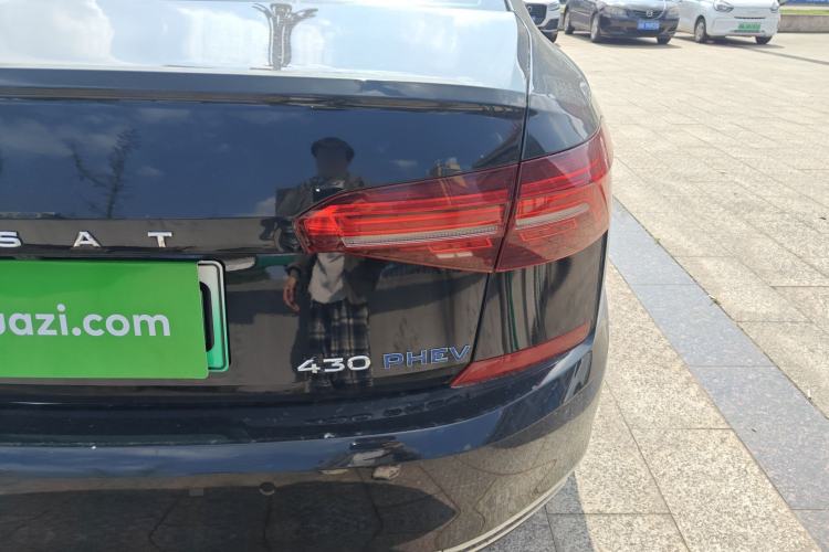 Used Volkswagen Passat New Energy 2019 430 PHEV Hybrid Elite Edition Exterior 3