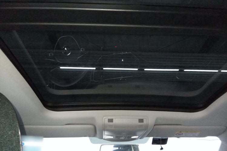 Used Volkswagen T-ROC 2021 280TSI DSG Two-Wheel Drive Elite Connect Edition
