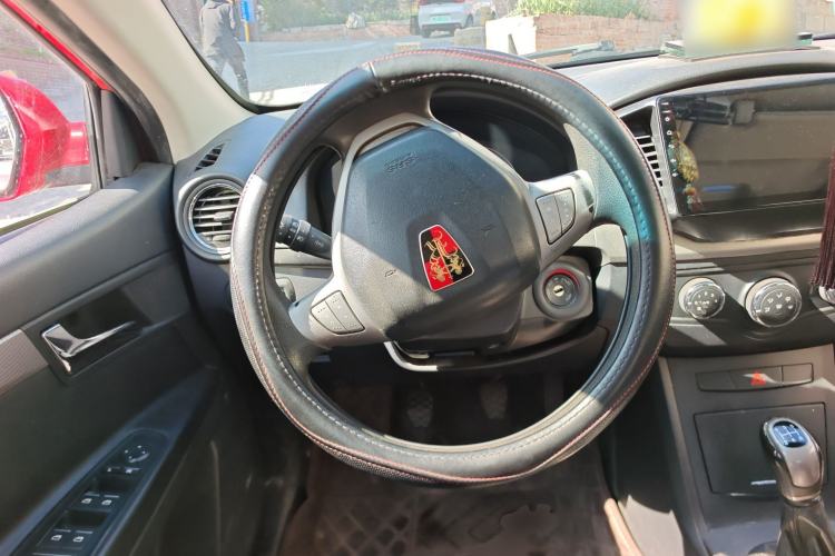 Used Roewe 350 2012 1.5L Manual New Year Special Value Edition Steering Wheel