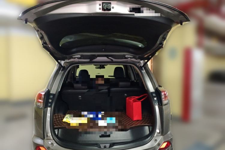 Used Toyota RAV4 2016 2.0L CVT Two-Wheel Drive Urban Edition China V Standard
