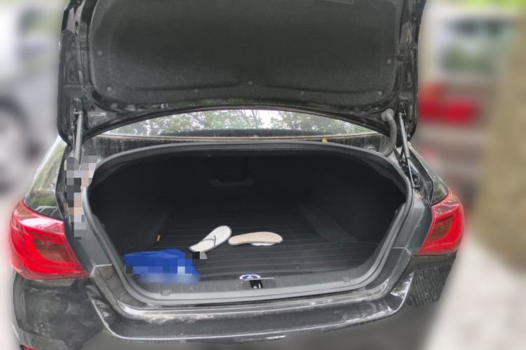 Used Infiniti Q70 2015 Q70L 2.5L Elite Edition Trunk