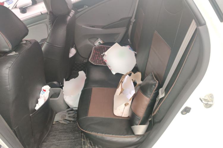 Used Hyundai Verna (older generation) 2016 1.4L Automatic Smart GLS Left Rear Seat