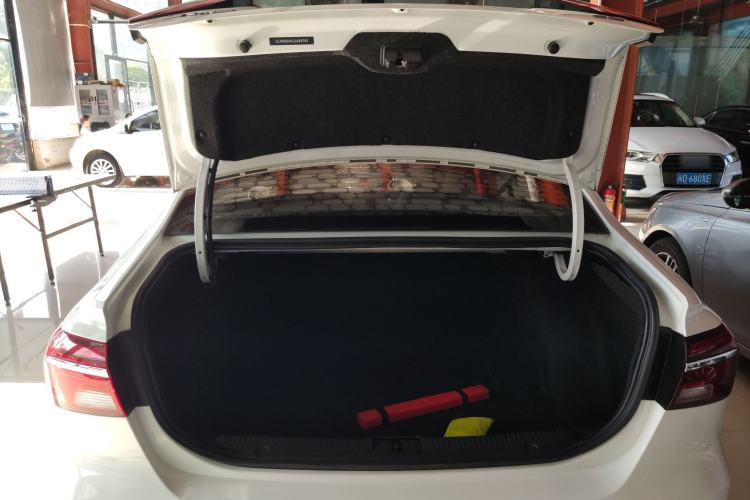 Used Roewe i6 2018 20T Automatic Flagship Edition