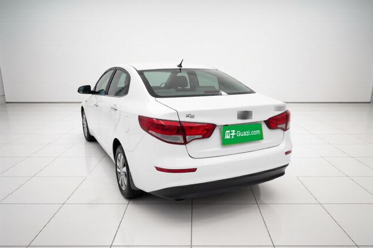 Used Kia K2 2015 Sedan 1.4L MT GLS Exterior 3