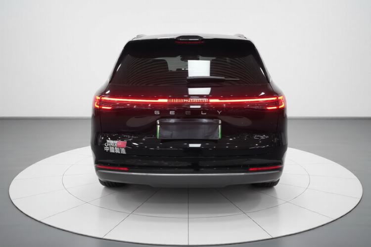 Used Geely Galaxy Xingjian 7 EM-i 2025 120km Exploration+ Version
