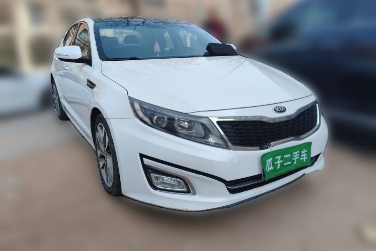 Used Kia K5 2014 2.0L Automatic LUXURY Front Right 45 Deg