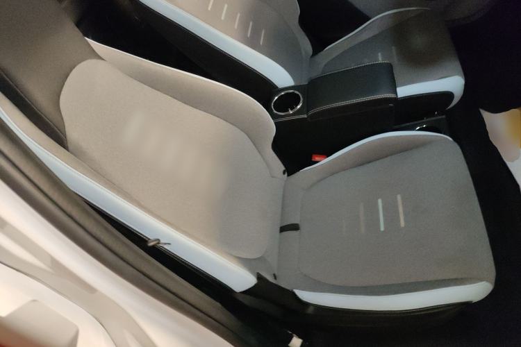 Used Wuling NAMMIEV 2021 Passion Edition Right Front Seat