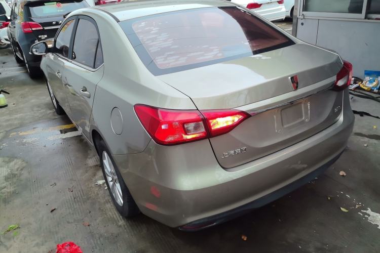 Used Roewe 360 2015 1.5L Manual Luxury Edition Exterior 2