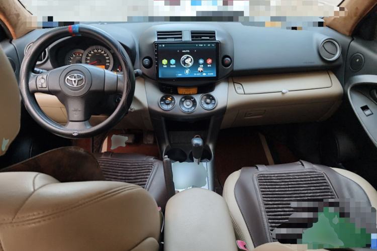 Used Toyota RAV4 2012 Luxurious Edition 2.0L Automatic All-Wheel Drive
