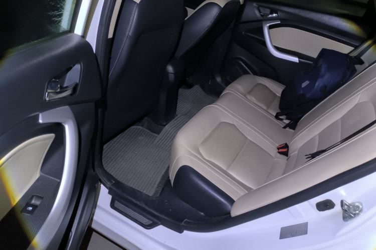 Used CHANGAN Alsvin V7 2015 1.6L Manual Enjoyment Model China IV Standard Left Rear Seat