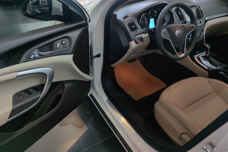 Used Buick Regal 2015 2.0L Leading Fashion Edition