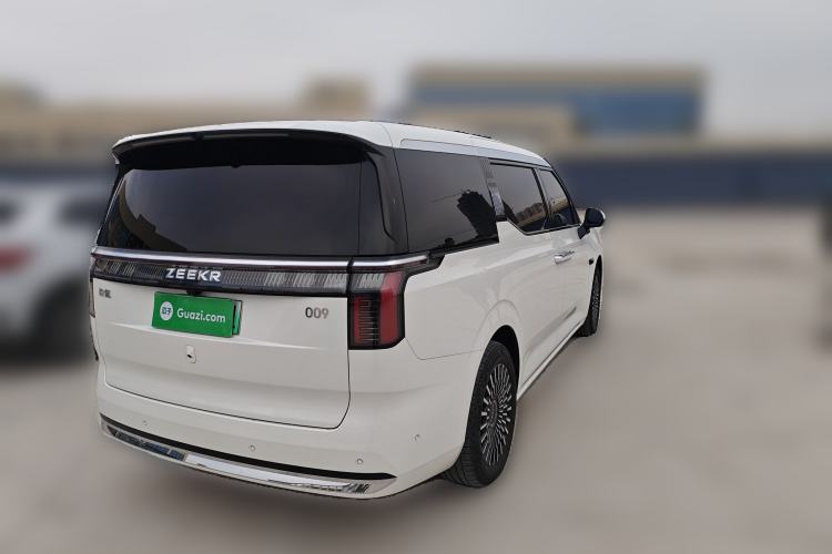 Used Zeekr 009 2024 Six-Seat Executive Version 4WD 108 kWh