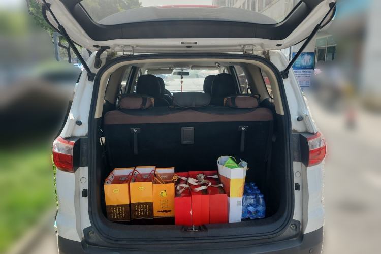 Used CHANGAN OSHAN A800 2017 1.6L Manual Comfort Model
