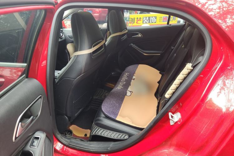 Used Mercedes-Benz GLA 2016 GLA 200 Sport Edition Left Rear Seat