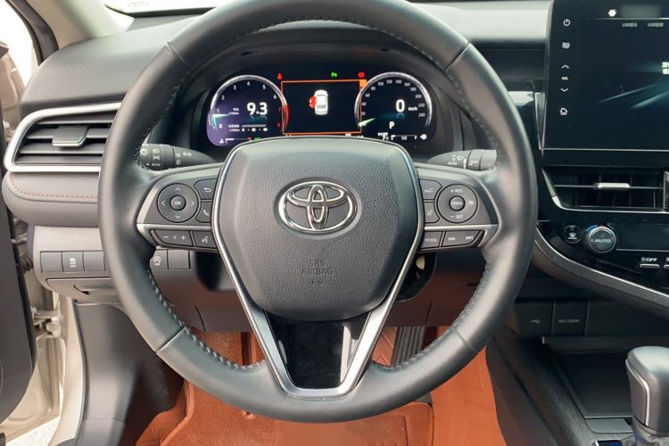 Used Toyota Camry 2021 2.5G Luxury Edition
