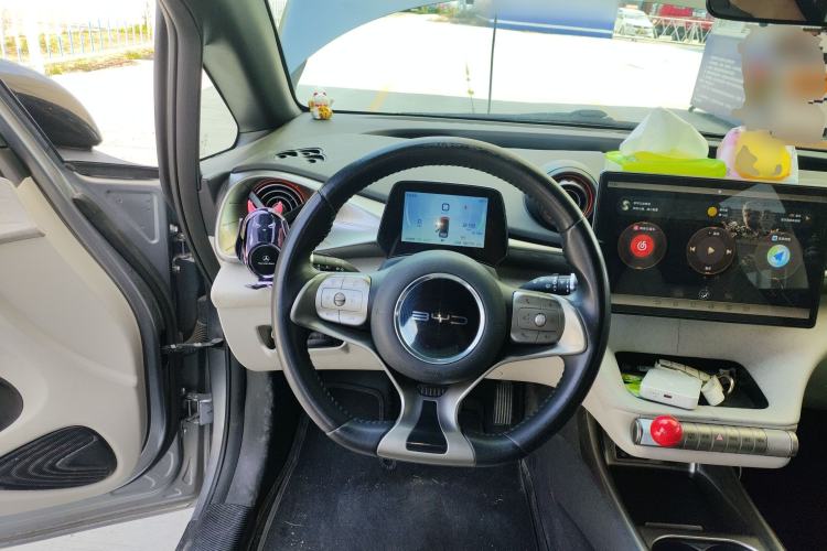Used BYD Dolphin 2021 405 km Fashion Edition Steering Wheel