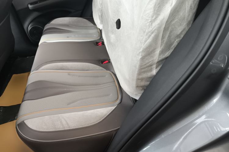 Used BYD Frigate 07 2023 DM-i 205KM Prestige Model Left Rear Seat