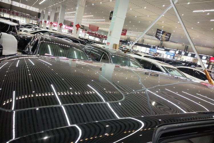 Used Zeekr 009 2024 Six-Seat Executive Version 4WD 108 kWh
