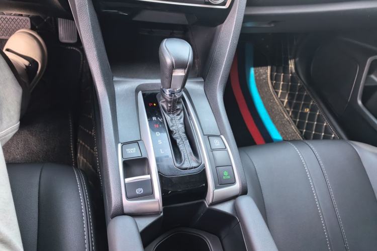 Used Honda Civic 2019 220TURBO CVT Dynamic Edition China VI Gear Lever