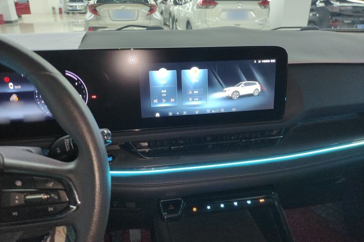 Used Ford Equator Sport 2023 EcoBoost 170 Prime Edition Center Console