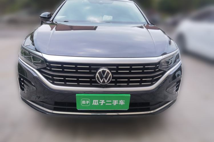 Used Volkswagen Passat 2022 380TSI Flagship Edition Front