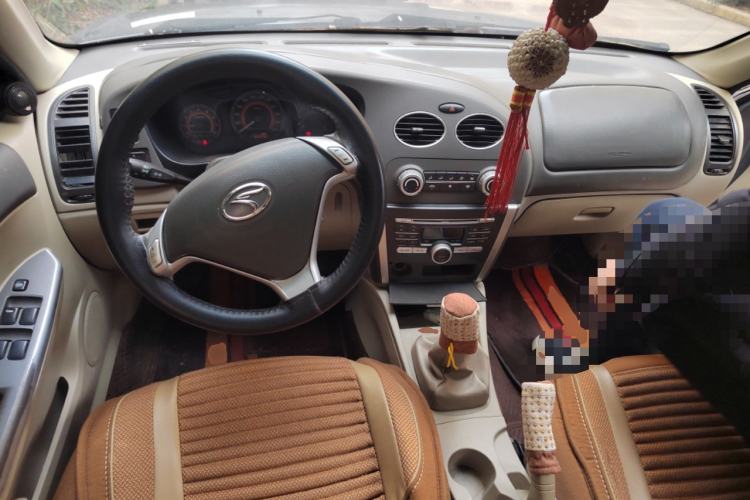 Used Soueast V3 Lingyue 2011 1.5L Manual Deluxe Edition Center Console