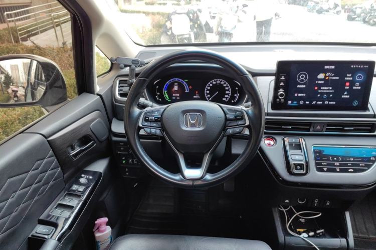 Used Honda Elysion 2022 2.0L eHEV Prestige Edition
