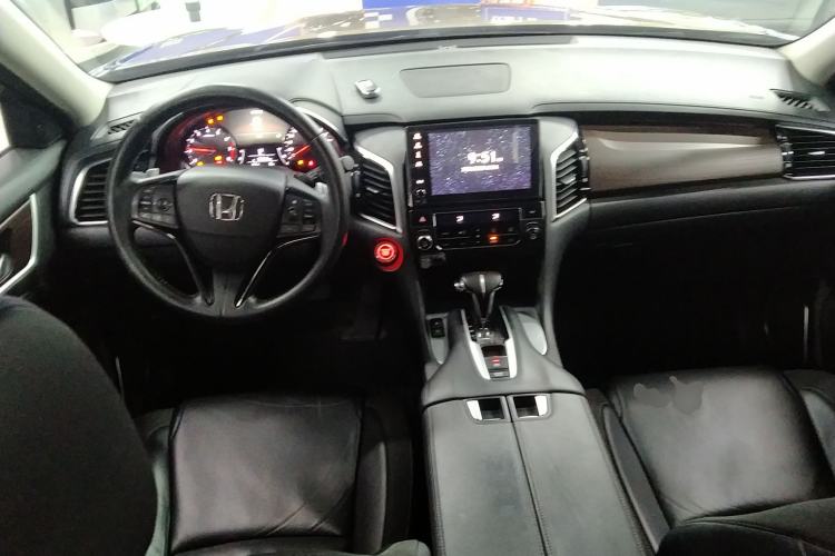 Used Honda Avancier 2017 240TURBO Two-Wheel Drive Comfort Version Center Console