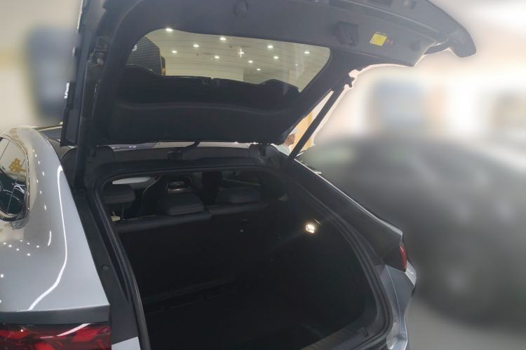 Used BYD Song L EV 2025 Intelligent Driving Version 662 km LiDAR Excellence Edition
