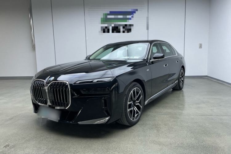 Used BMW 7 Series 2023 735Li M Sport Package
