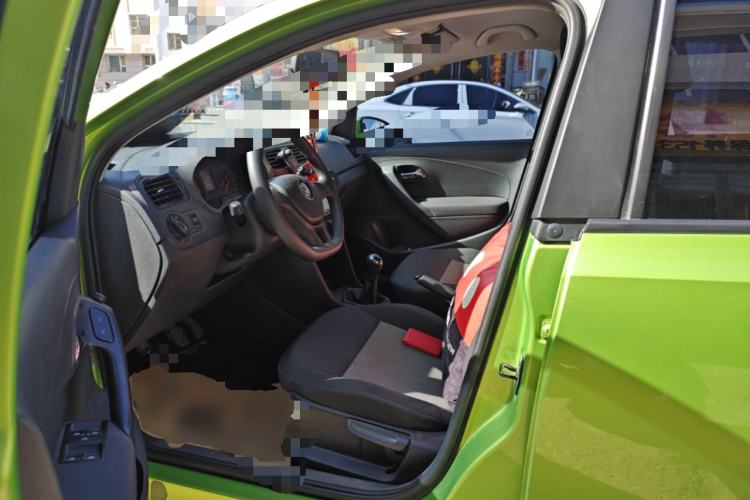 Used Volkswagen Polo 2014 1.4L Manual Fashion Edition Left Front Seat