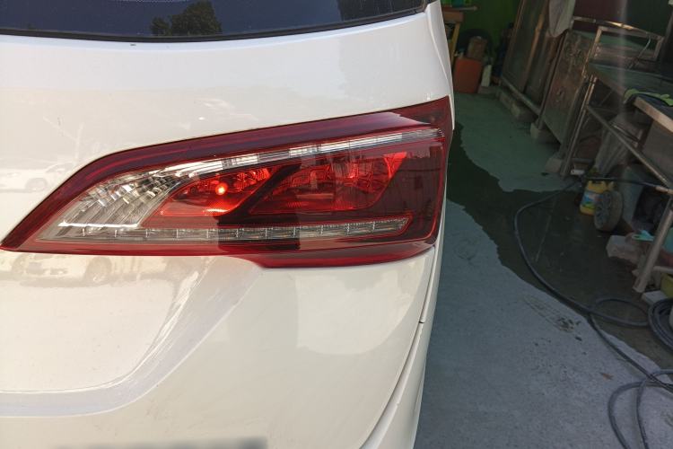 Used Baojun 730 2019 1.5L Manual Fashion Model 7-seater China VI