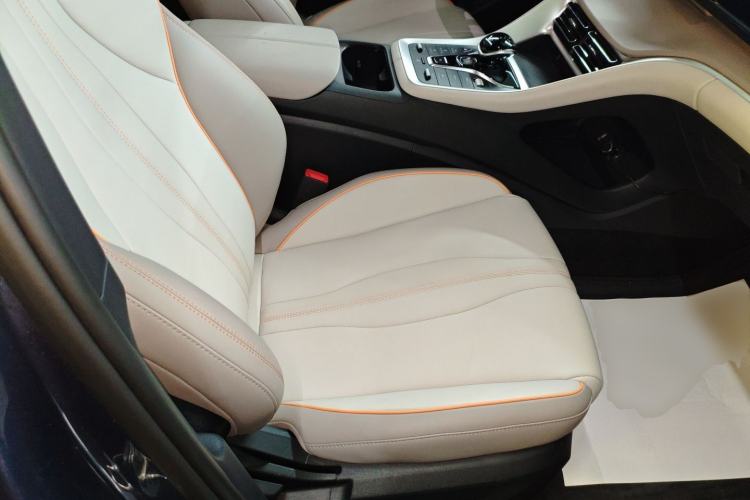 Used BYD Song Pro New Energy 2024 HONOR Edition DM-i 71KM Navigation Model