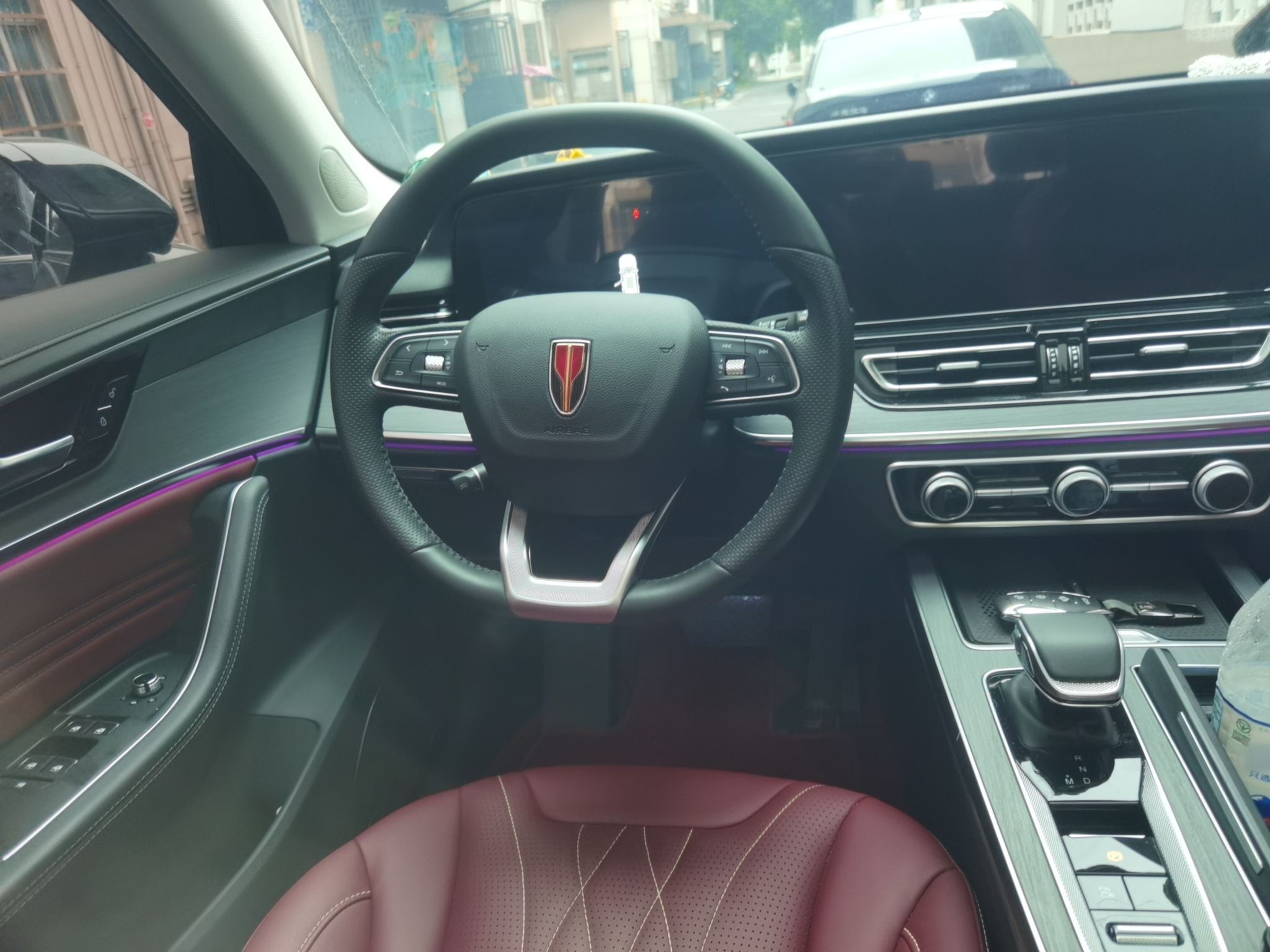 Hongqi HS5 2025 2.0T Two-Wheel Drive Flagship Pro Edition - Chinese Trim Xiang — снимка 10
