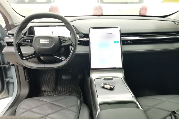 Used Geely Galaxy L6 2024 125km PLUS Dragon Edition