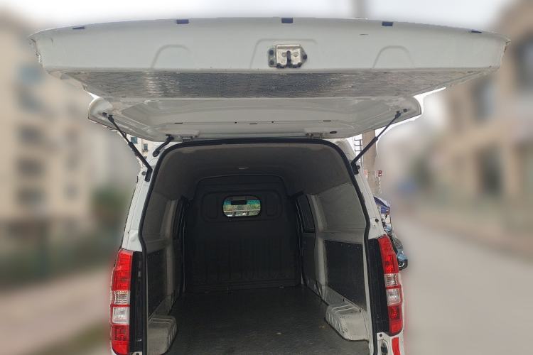 Used Sunlong Dishangtie 510 2022 Pure Electric Van