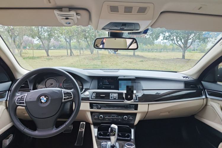 Used BMW 5 Series 2013 530Li Leading Model