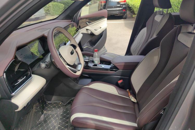 Used Geely Auto Monjaro L 2024 2.0TD High-Power Automatic Two-Wheel Drive Yunqi Version