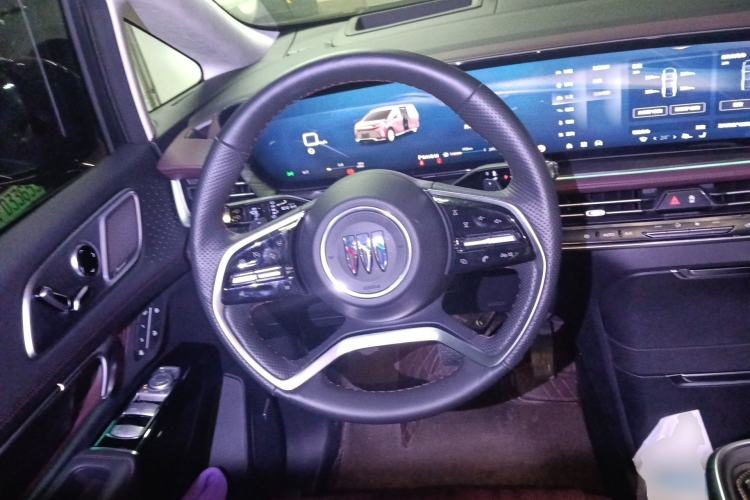 Used Buick Century 2023 2.0T Seven-Seater Yinshi Edition Steering Wheel