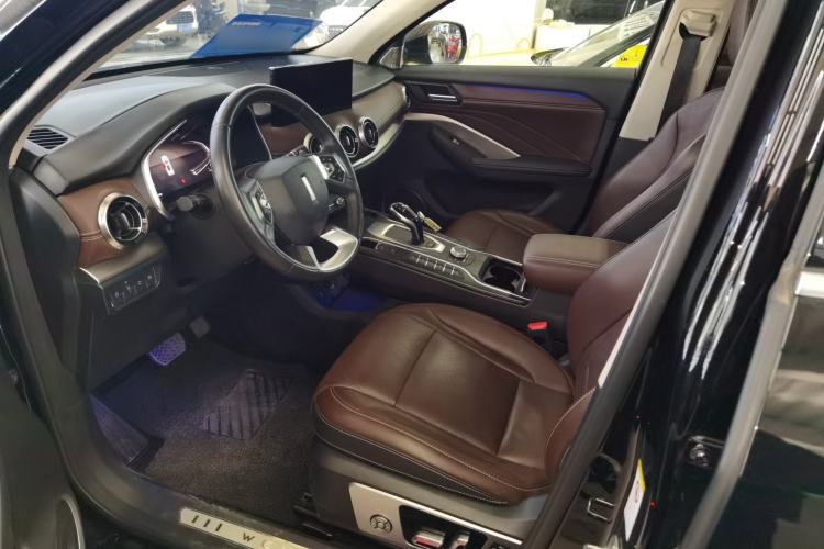 Used Wey VV6 2021 2.0T Two-Wheel Drive Smart Plus
