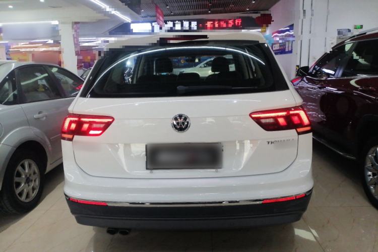 Used Volkswagen Tiguan L 2017 330TSI Automatic Two-Wheel Drive Luxury Edition
