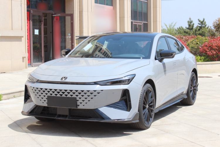 Used Changan UNI-V 2024 1.5T Prestige Sport Edition
