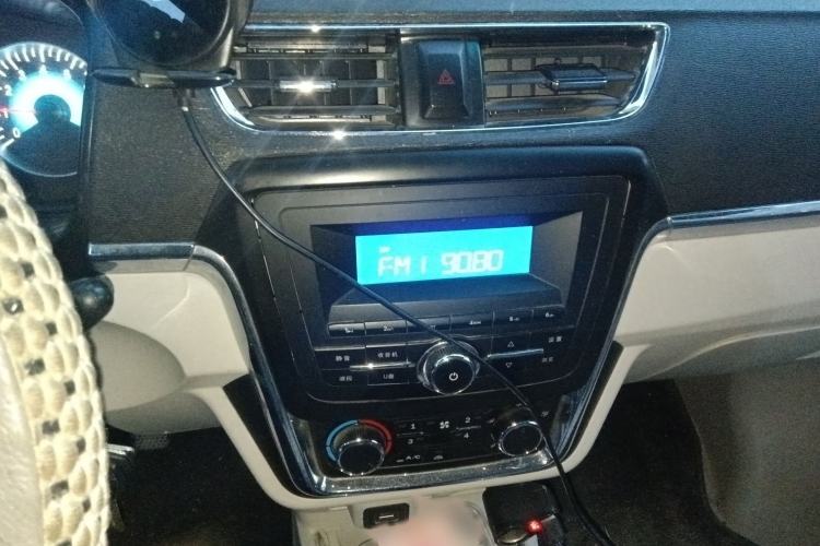 Used Jinbei New Hiace X30L 2021 1.5L Wealth Edition Bus Non-Air-Conditioned China VI Standard SWC15M Audio And AC Panel