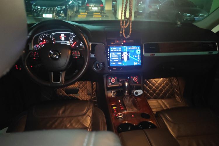 Used Volkswagen Touareg 2011 3.0 TSI Comfort Version